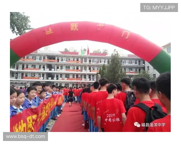 东湖高新区中国光谷足球队蓄势待发 力争再创辉煌荣耀