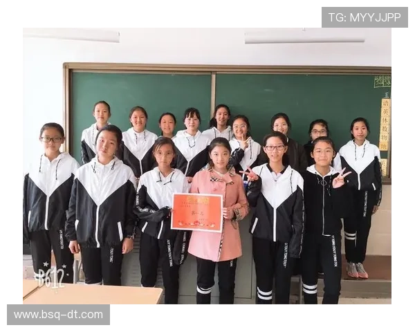 曼联俱乐部历经风雨奋力崛起 如何重拾昔日辉煌再创辉煌