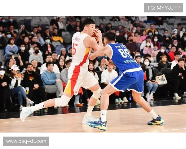 中国男篮力克韩国晋级亚洲杯四强 周琦复苏助力球队夺胜