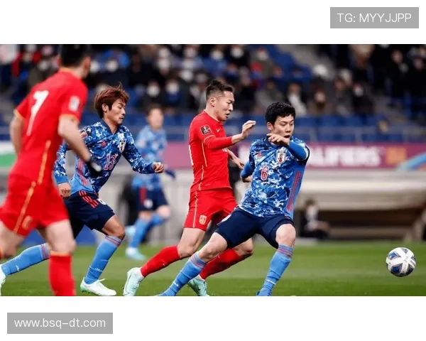 国足再度鏖战东亚杯力克日本队强势晋级展现全新团队精神