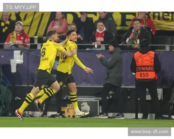 普鲁士多特蒙德足球俱乐部的辉煌历程与未来展望分析