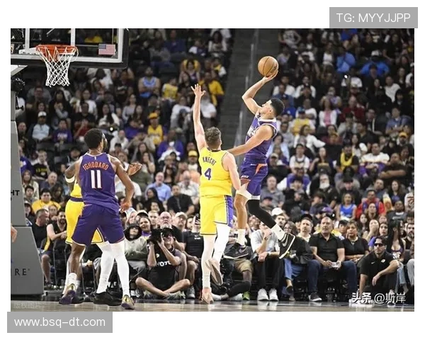 湖人勇士焦点战掀高潮詹姆斯库里再度对决引爆联盟关注季后赛前景